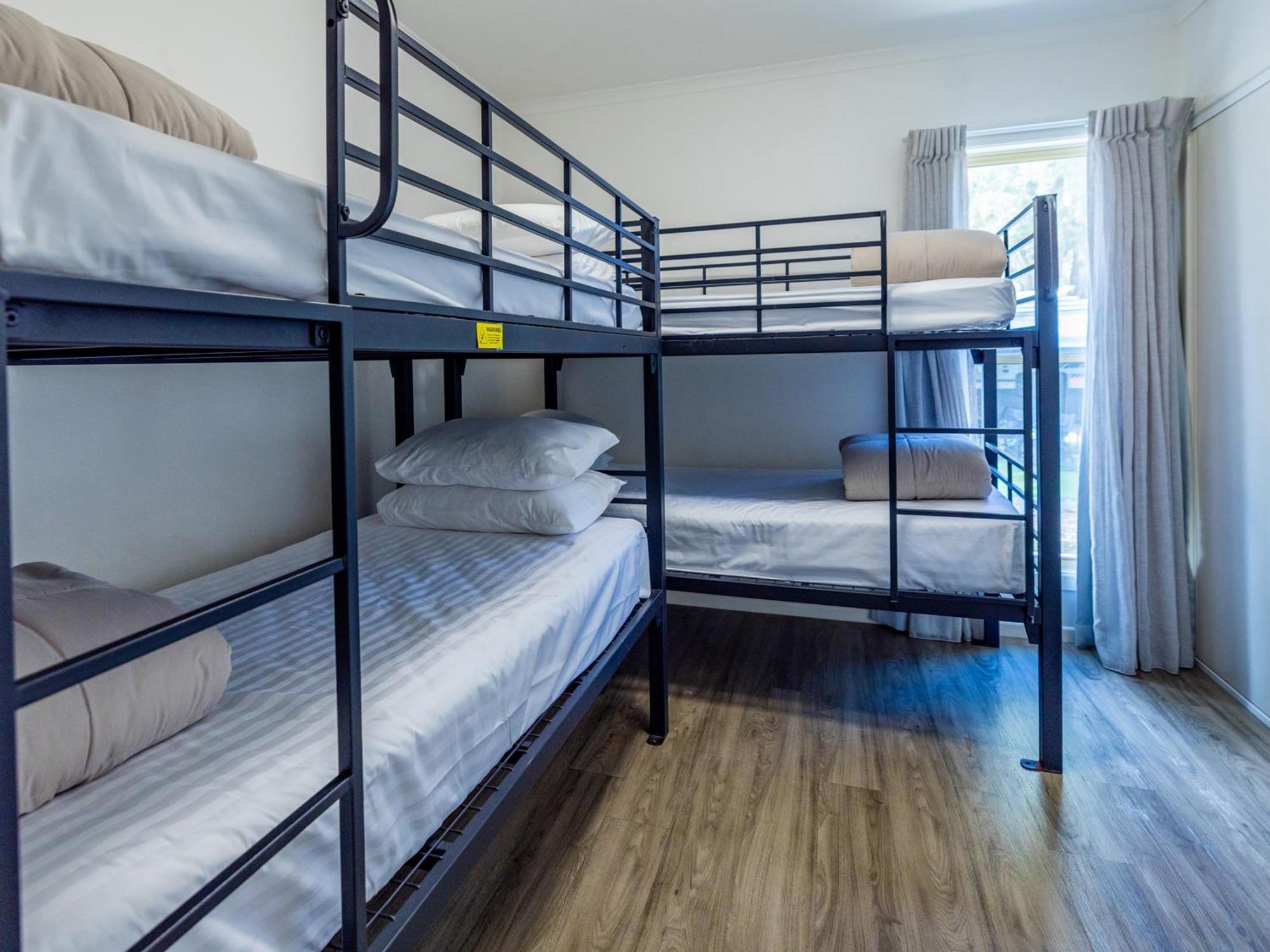 Nrma Blue Dolphin Yamba Holiday Resort Quarto foto